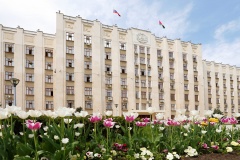 Малоимущие семьи Кубани начали получать краевую выплату