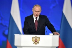 Владимир Путин предложил ввести ежемесячные выплаты семьям с низкими доходами на детей от трех до семи лет