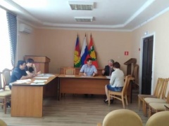 В Тбилисском районе муниципальные служащие сдали квалификационный экзамен