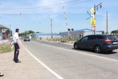 Железнодорожные переезды – объекты повышенной опасности, требующие строгого выполнения правил дорожного движения