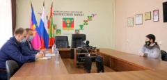 Глава и прокурор района провели приём граждан