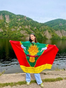 Ученица тбилисской школы побывала в путешествии мечты