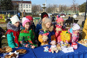 17 февраля 2018 года в Тбилисской на площади районного Дома культуры с размахом отметили Масленицу