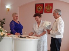 Семья из Тбилисской отметила рубиновую свадьбу