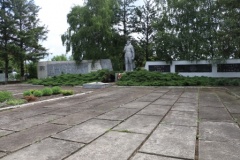 В Песчаном отремонтируют мемориал