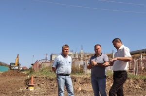 Продолжаются работы по строительству новых дорог около школы на 1100 мест⁣⁣