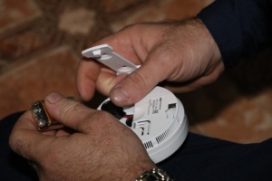 Установка автономных дымовых пожарных извещателей 