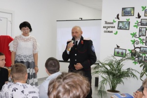 В районе прошел первый муниципальный интеллектуальный турнир казачьей направленности «Игры разума. Здоровый образ жизни»