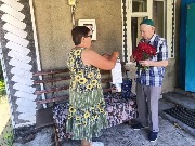 Не просто поздравления: как ТОС показывает, что каждый житель важен