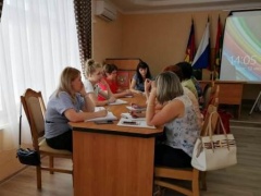 Со специалистами администраций сельских поселений провели обучающий семинар