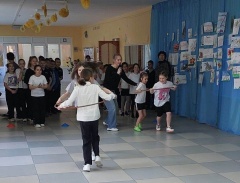 В школе станицы Тбилисской прошла спортивно-игровая программа «Лучше, выше, быстрее»