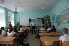 В Тбилисском районе полицейские провели уроки правового информирования для несовершеннолетних