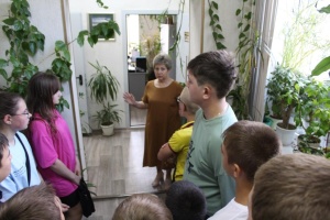 Сегодня в муниципальном архиве побывали школьники из станицы Нововладимировской