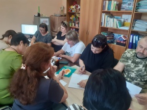 В Тбилисском районе состоялся круглый стол для опекунов и приемных родителей