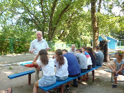 С 11 по 17 июля 2017 года в лагере «Ласточка» проходила тематическая смена «Казачий кордон» под девизом «Славе Кубани не меркнуть, казачьи традициям жить!»