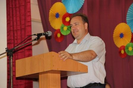 Работников социальной сферы поздравили с профессиональным праздником