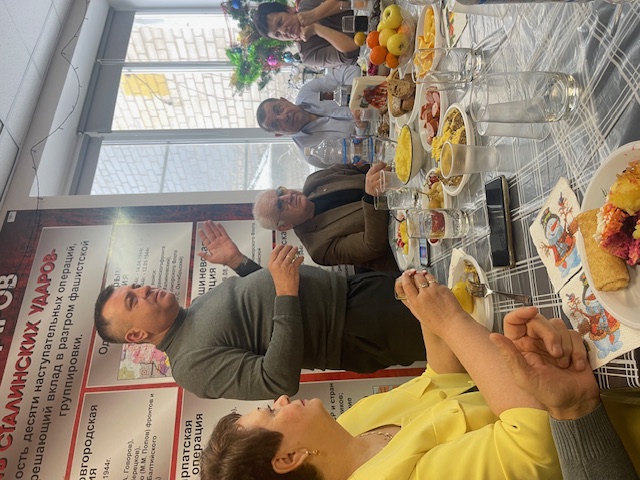 Районный совет ветеранов провел расширенный праздничный президиум