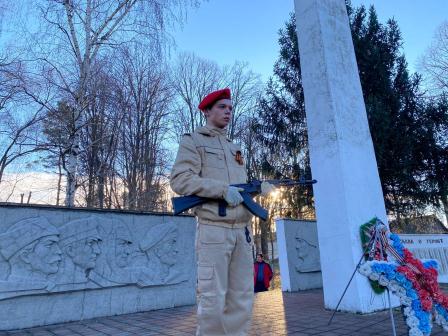 В Тбилисском районе отмечают День Неизвестного Солдата
