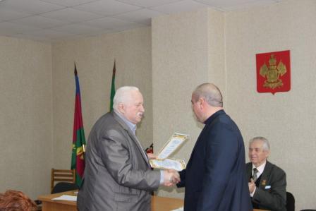 Глава Тбилисского района поздравил с наступающим Новым годом членов Совета ветеранов Глава Тбилисского района поздравил с наступающим Новым годом членов Совета ветеранов