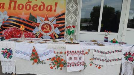 В единый день голосования артисты дарят тбилиссцам хорошее настроение
