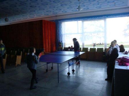 Весело и интересно проходят дни ловлинских ребят