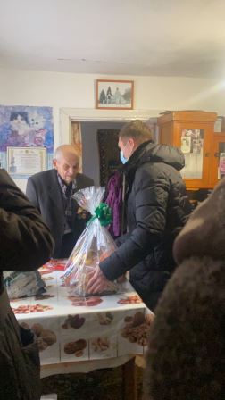 Поздравили ветеранов с Днем защитника Отечества