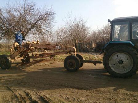 В Марьинском сельском поселении начались работы по грейдированию дорог