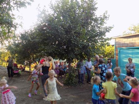 Очередной праздник «Моя родная улица» прошел в Ловлинской