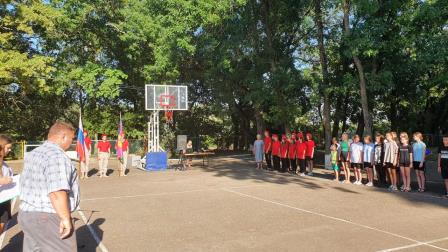 Патриотический поход «Юный гвардеец» проходит в Тбилисском районе