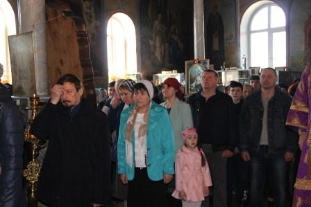 Преосвященнейший Стефан провел службу в Свято-Покровском храме станицы Тбилисской