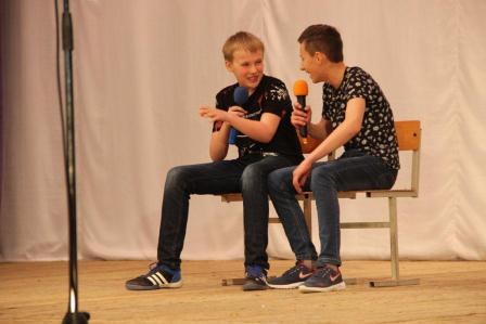 В Тбилисском районе прошел первый этап школьной Лиги КВН