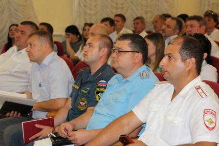 В Тбилисском районе готовятся к новому учебному году и зиме