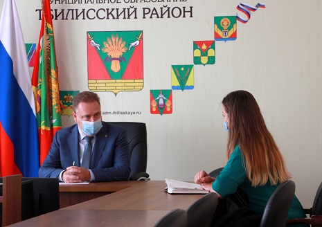 Глава района провел прием граждан