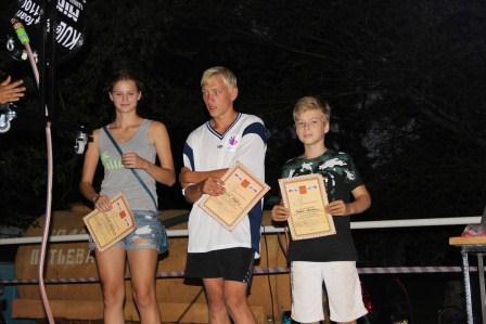 Для тбилисцев устроили веселую пенную дискотеку