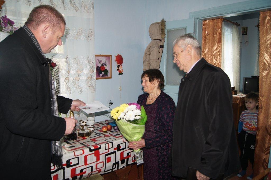 Поздравление ветеранов