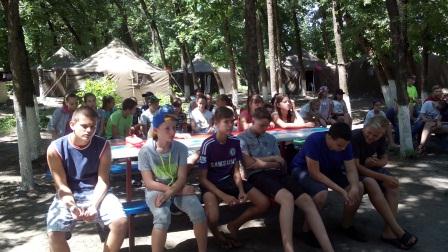 Для ребят из лагеря «Ласточка» провели час исторической памяти «Боевое имя Кубани»