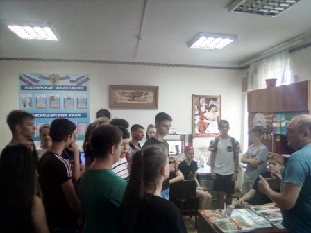 в Центральной районной библиотеке