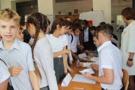 В Тбилисских школах выбрали лидеров ученического самоуправления