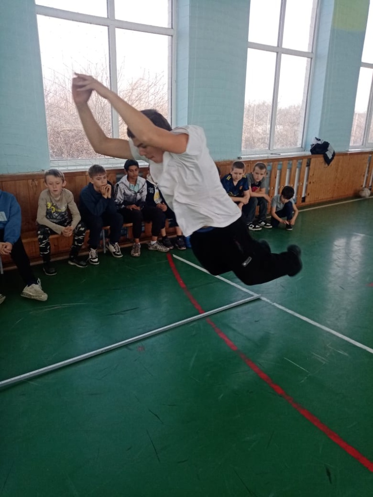 Учащиеся 5-6 классов выполнили нормативы ГТО