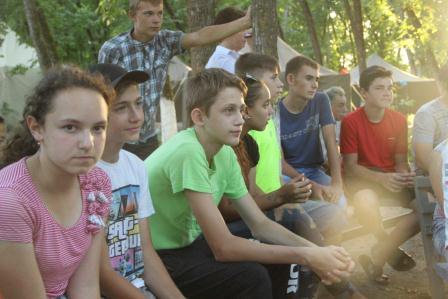 Евгений Ильин вместе с главами поселений приехал в гости к казачатам