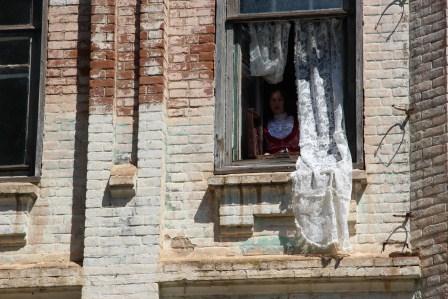 Юных тбилисцев знакомят с легендами старой усадьбы