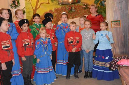 Настоятель Свято-Покровского храма встретился с казачатами