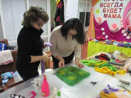 Мастер-класс по валянию прошел в Тбилисской