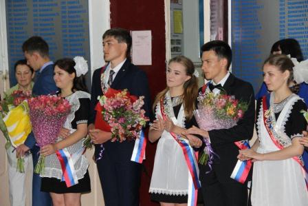 Последний звонок прозвенел в школах Тбилисского района