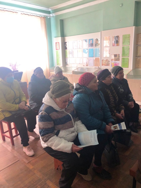 Для жителей Ловлинской провели лекцию по повышению правовой и финансовой грамотности Для жителей Ловлинской провели лекцию по повышению правовой и финансовой грамотности