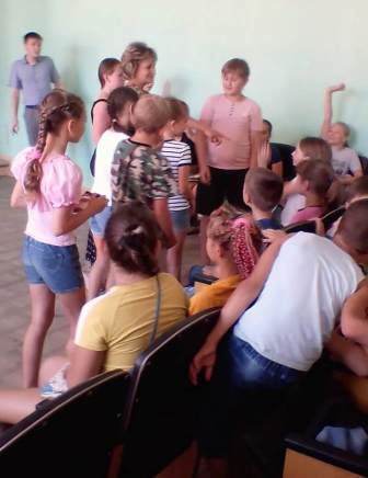 Детская библиотека провела мероприятие, посвященное Дню семьи, любви и верности Детская библиотека провела мероприятие, посвященное Дню семьи, любви и верности