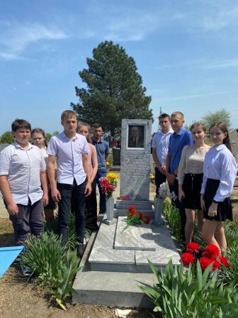 В десятой школе прошел урок Мужества В десятой школе прошел урок Мужества