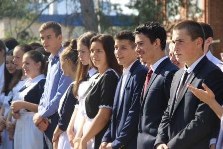 В первой школе открыли мемориальную доску Михаилу Сергеевичу Шкабардне