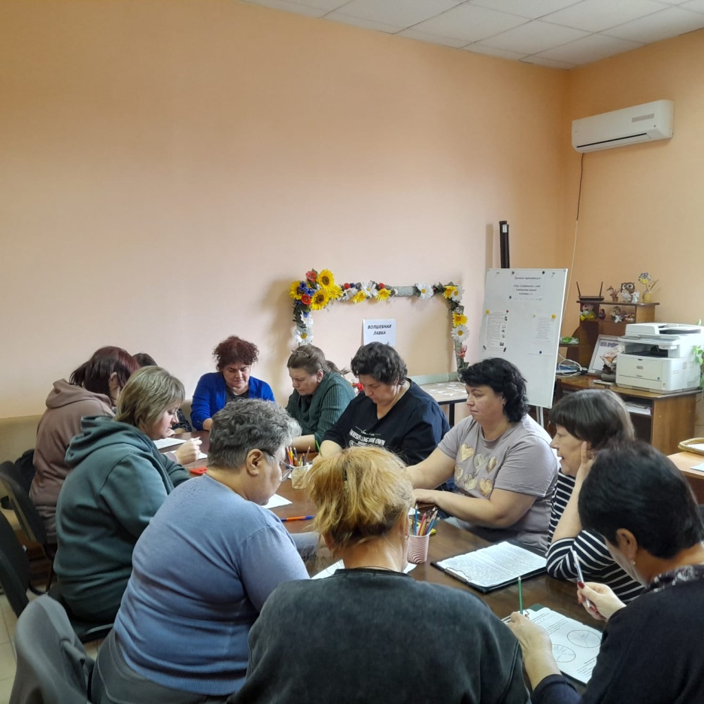 Состоялся тренинг-практикум для замещающих родителей 