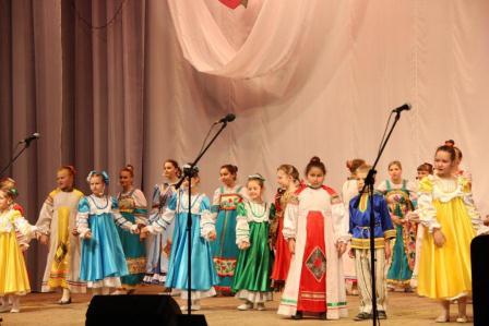 Одаренных школьников наградили в Тбилисском районе